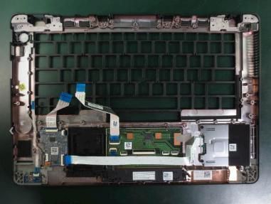 Dell - Palmrest Touchpad Assembly